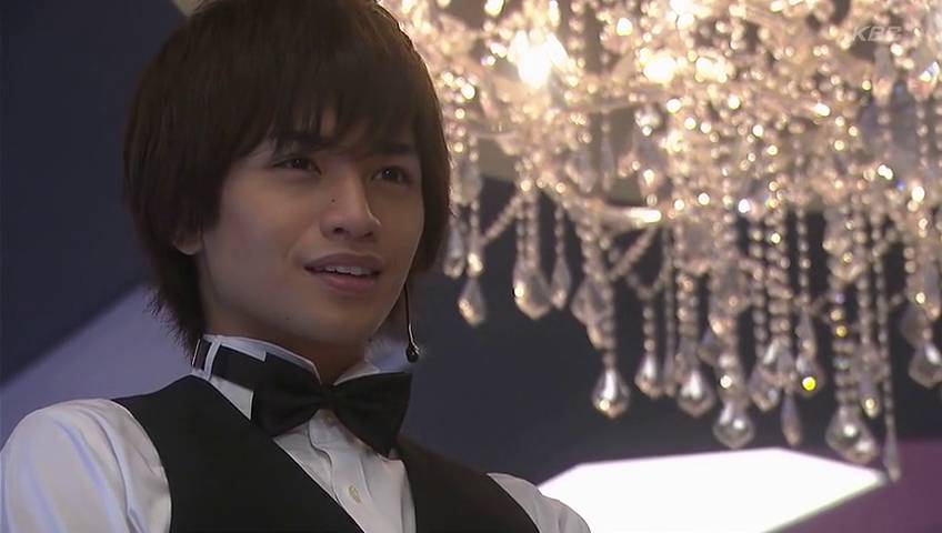 Câu Chuyện Về Bộ Vest Đen Câu Chuyện Về Bộ Vest Đen