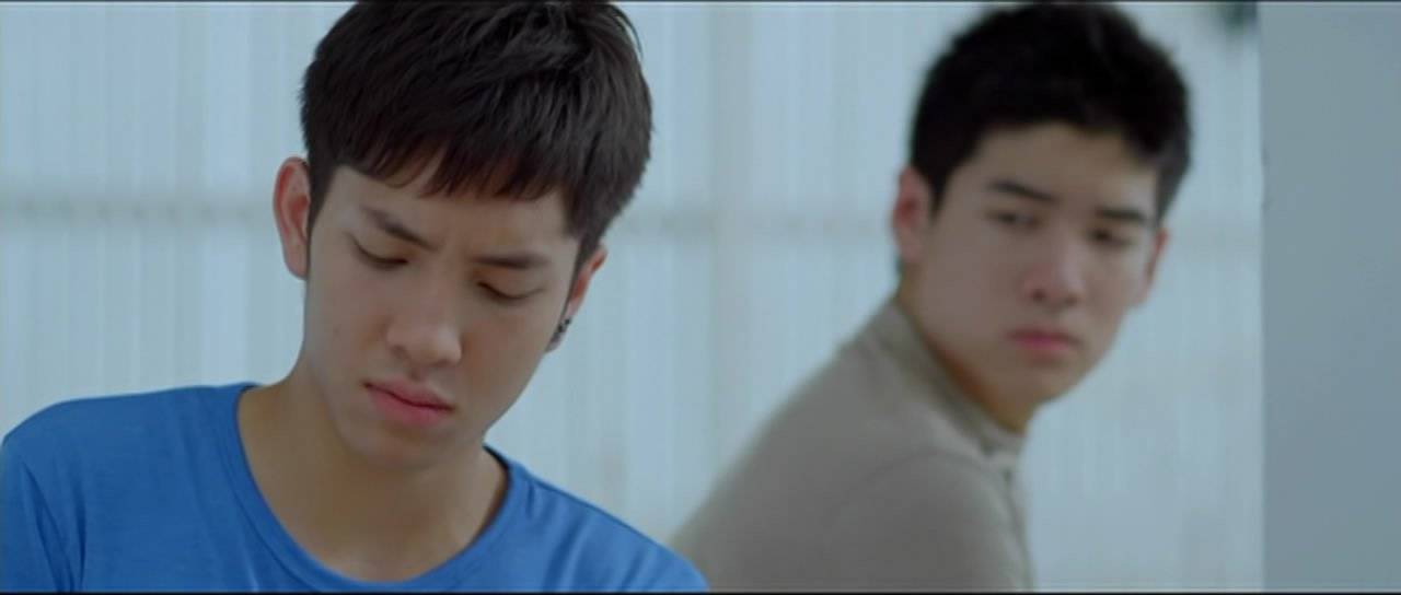 An Ordinary Love Story (2012) An Ordinary Love Story (2012)