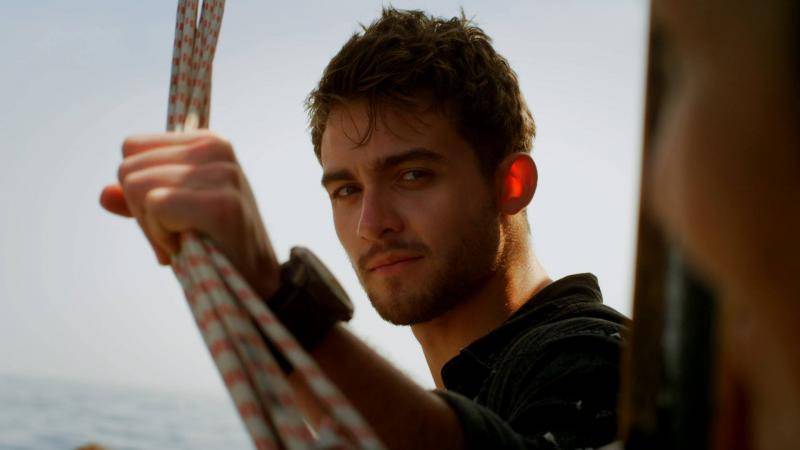 Đế Chế Cá Mập Đế Chế Cá Mập