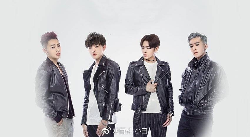 1/2 Anh Chàng Đẹp Trai 1/2 Anh Chàng Đẹp Trai