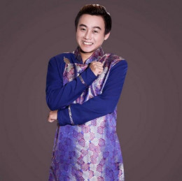 Lắm Người Nhiều Ma