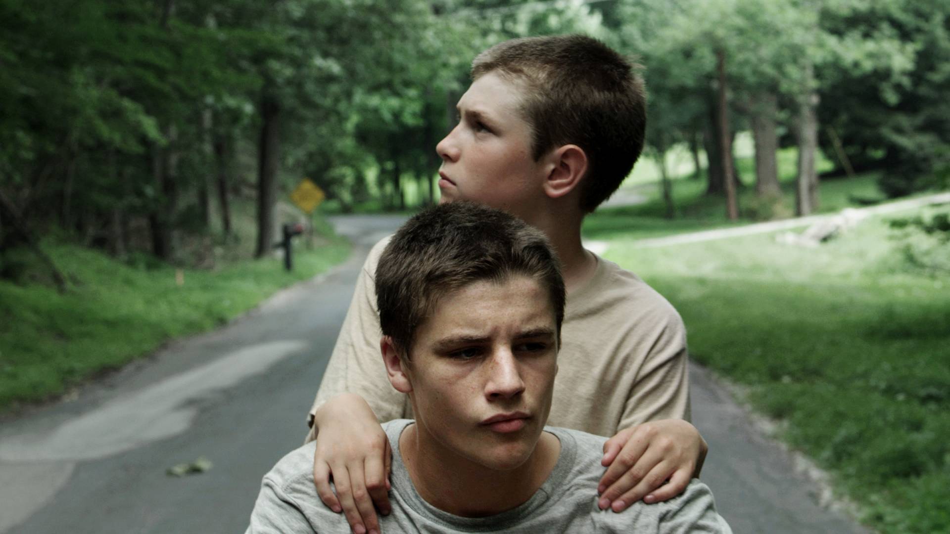 Giấu Đi Mặt Cười Giấu Đi Mặt Cười