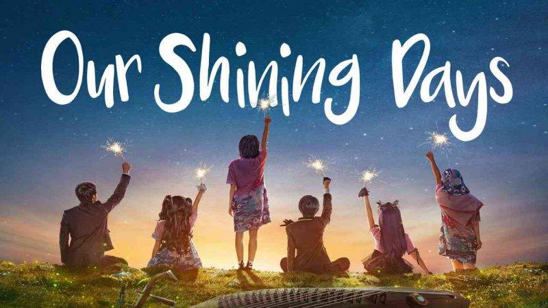 Khoảnh Khắc Rực Rỡ Khoảnh Khắc Rực Rỡ