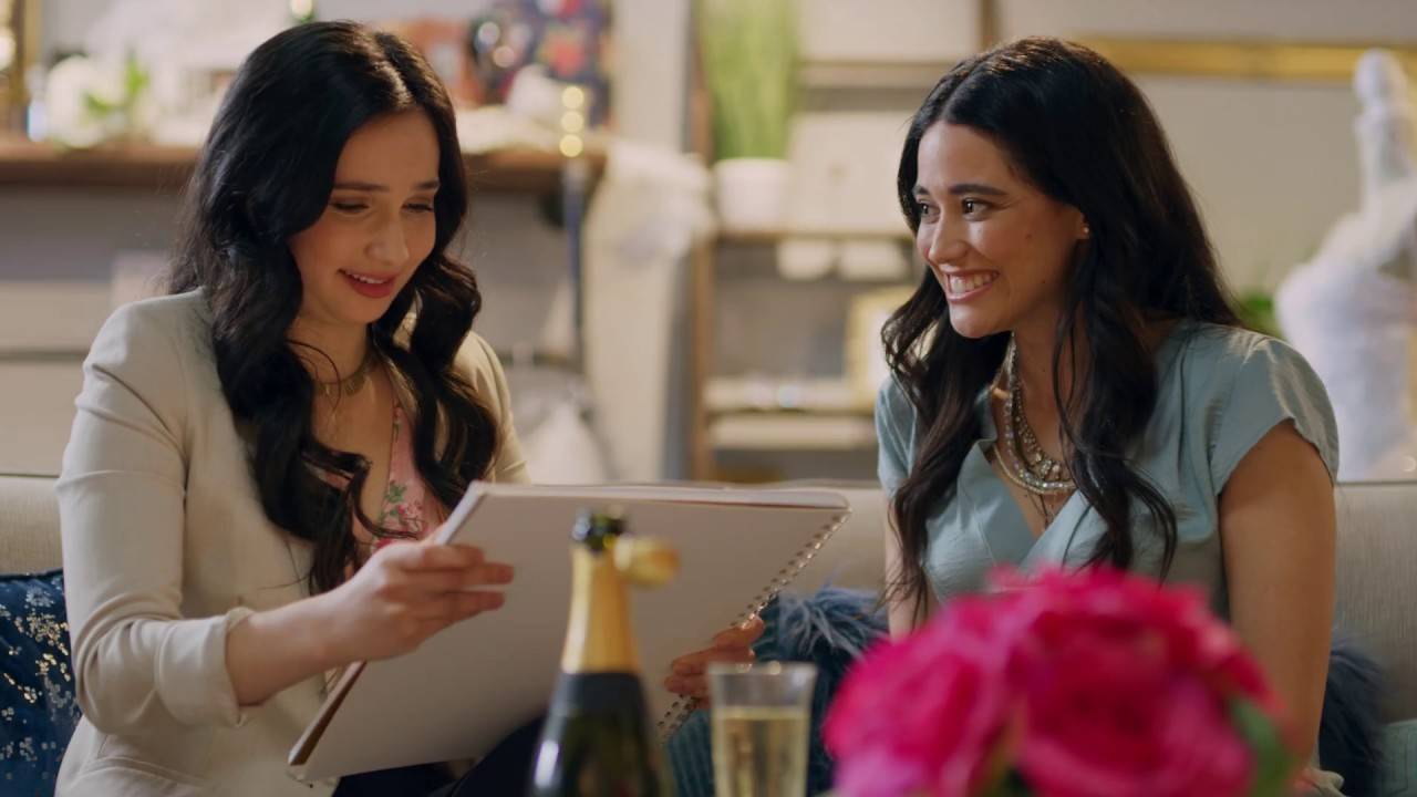 Cô Nàng Làm Váy Cưới Cô Nàng Làm Váy Cưới