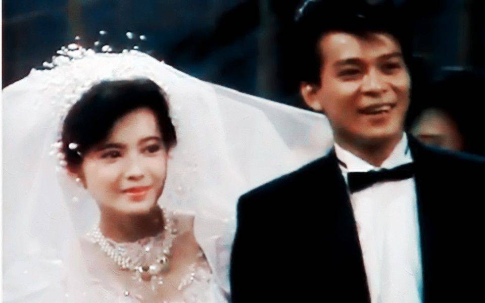 Cô Gái Trích Tinh Cô Gái Trích Tinh