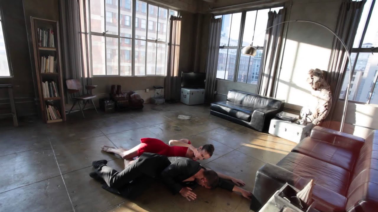 Tầng 11 Biến Mất Tầng 11 Biến Mất