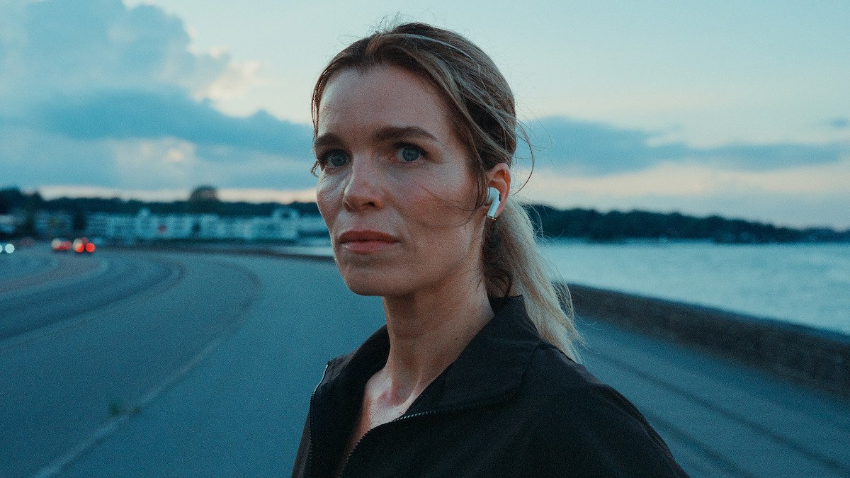 Bí Mật Ở Khu Ngoại Ô Bí Mật Ở Khu Ngoại Ô